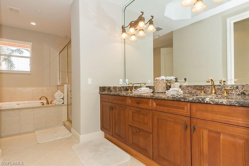 538 Avellino Isles Cir, Unit 9201, Naples, FL 34119 Photo