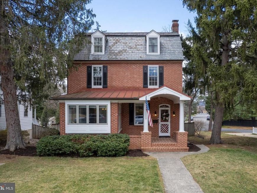 317 W College Terrace, Frederick, MD 21701 Main Photo