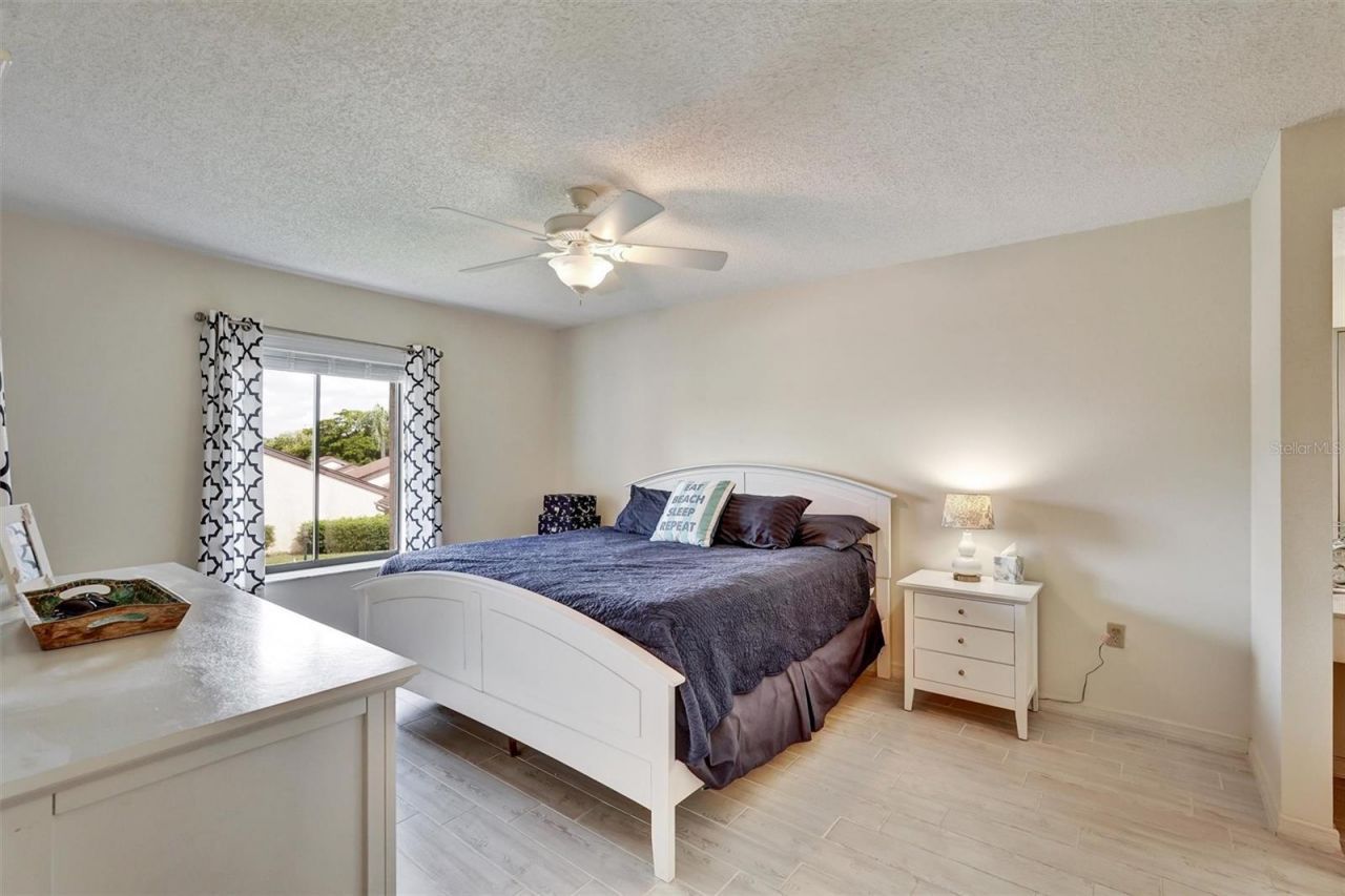 6221 Timber Lake Drive, Unit C10, Sarasota, FL 34243 Photo