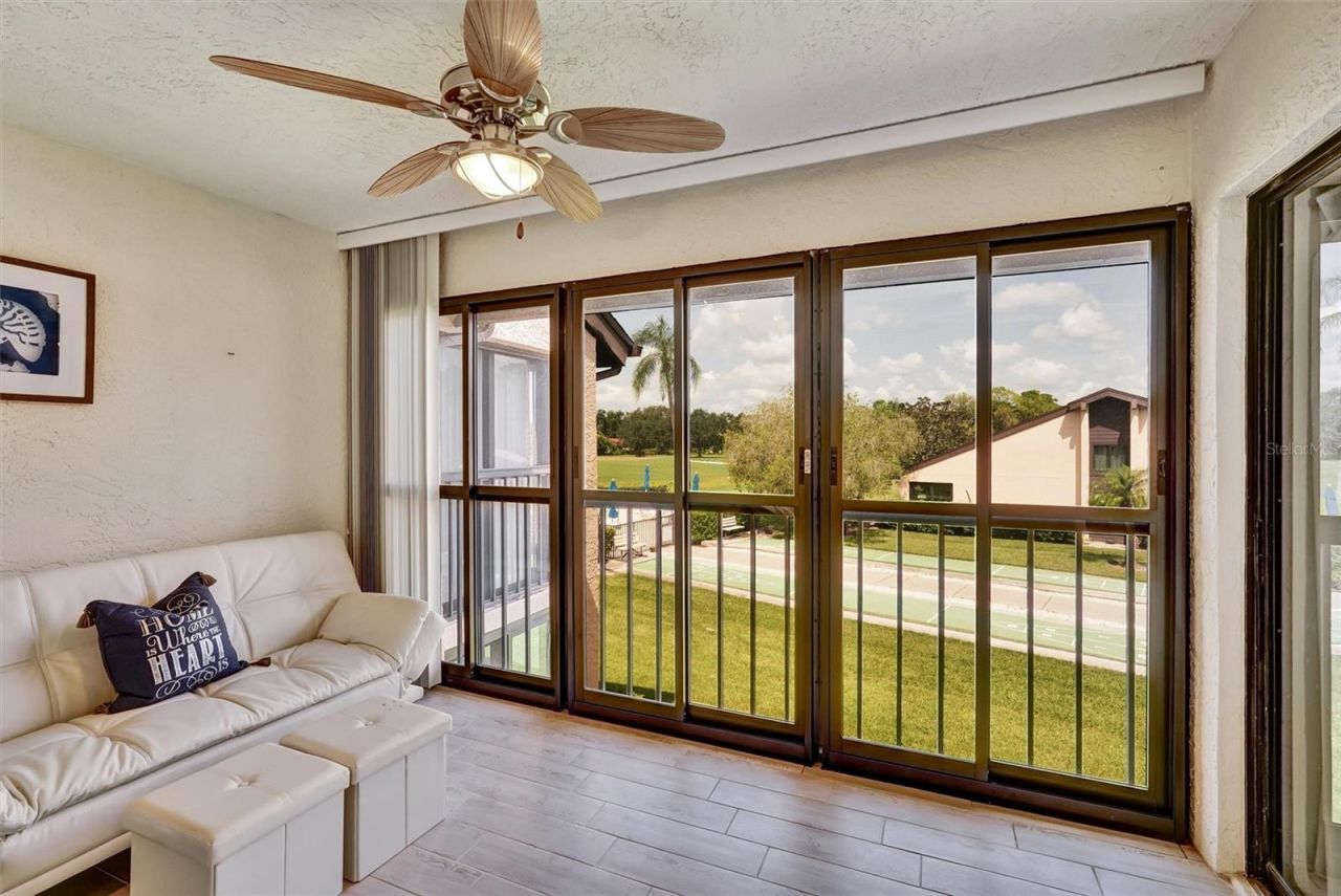6221 Timber Lake Drive, Unit C10, Sarasota, FL 34243 Photo