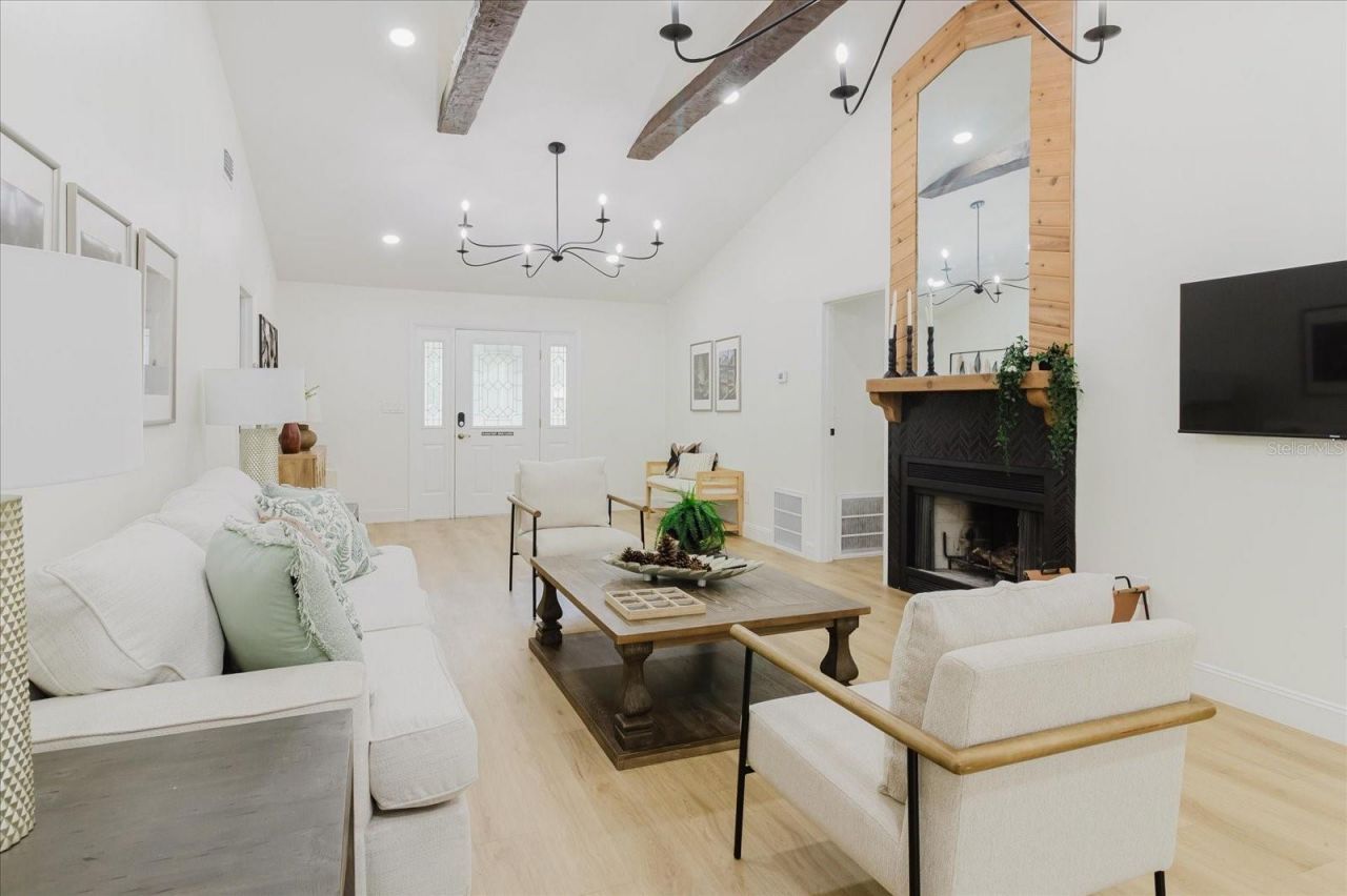 8304 Revels Road, Riverview, FL 33569 Photo