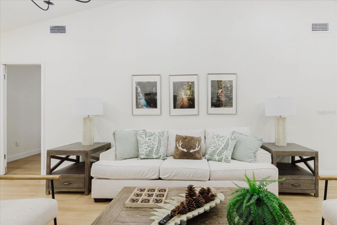 8304 Revels Road, Riverview, FL 33569 Photo