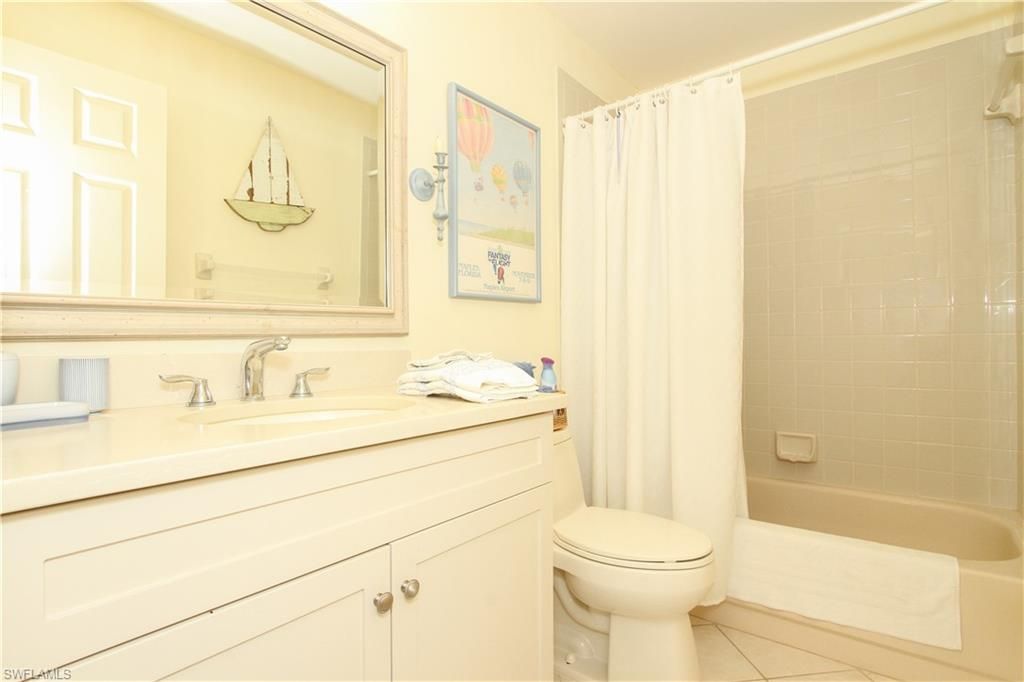 10686 Gulf Shore Dr, Unit A302, Naples, FL 34108 Photo