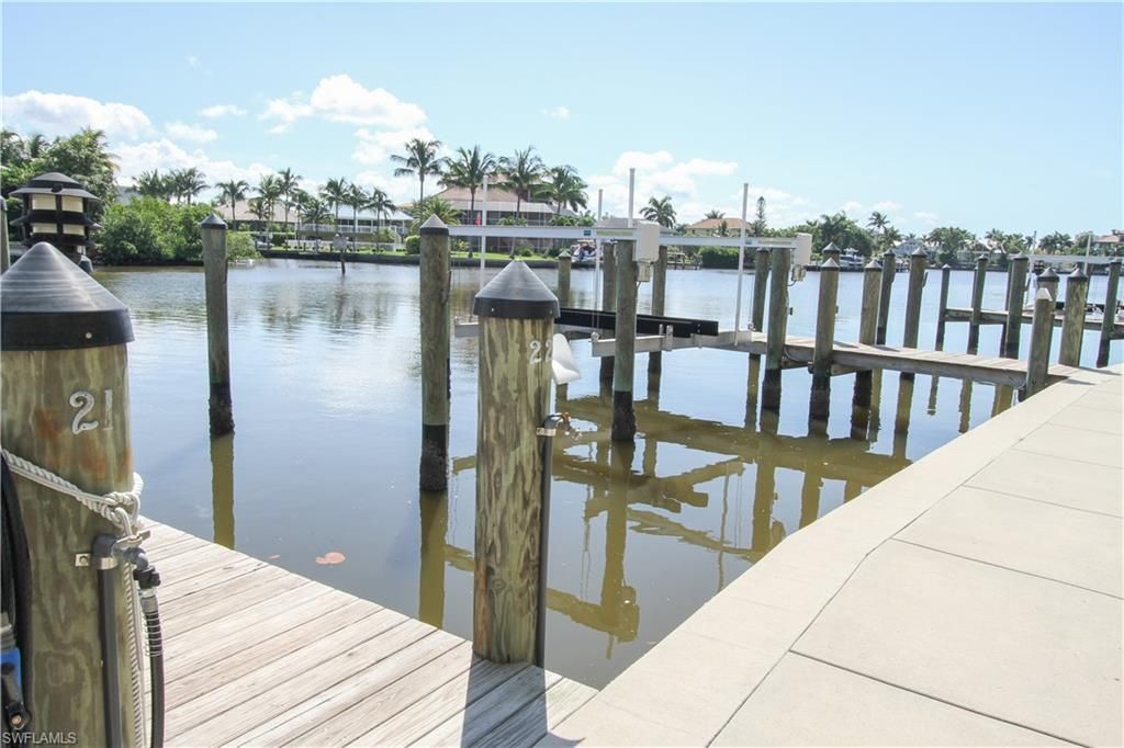 10686 Gulf Shore Dr, Unit A302, Naples, FL 34108 Photo