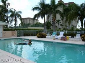 10686 Gulf Shore Dr, Unit A302, Naples, FL 34108 Photo
