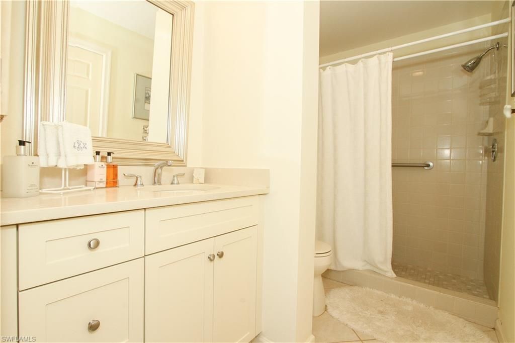 10686 Gulf Shore Dr, Unit A302, Naples, FL 34108 Photo