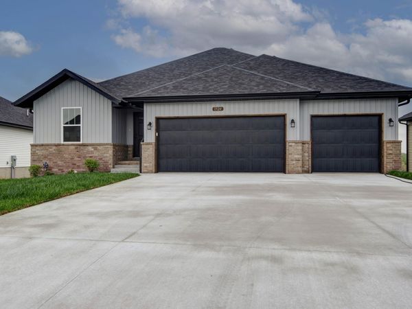 1924 W Woodhaven Drive, Unit Lot 43, Ozark, MO 65721