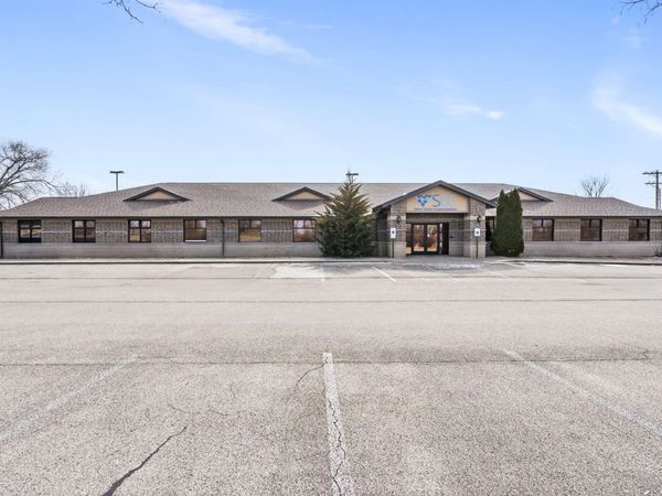 4136 S Scenic Avenue, Springfield, MO 65807