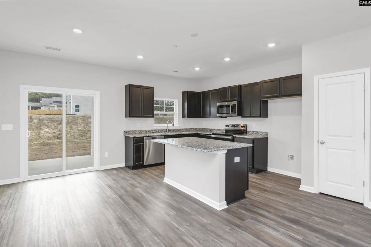 410 Viceroy Path Photo 8