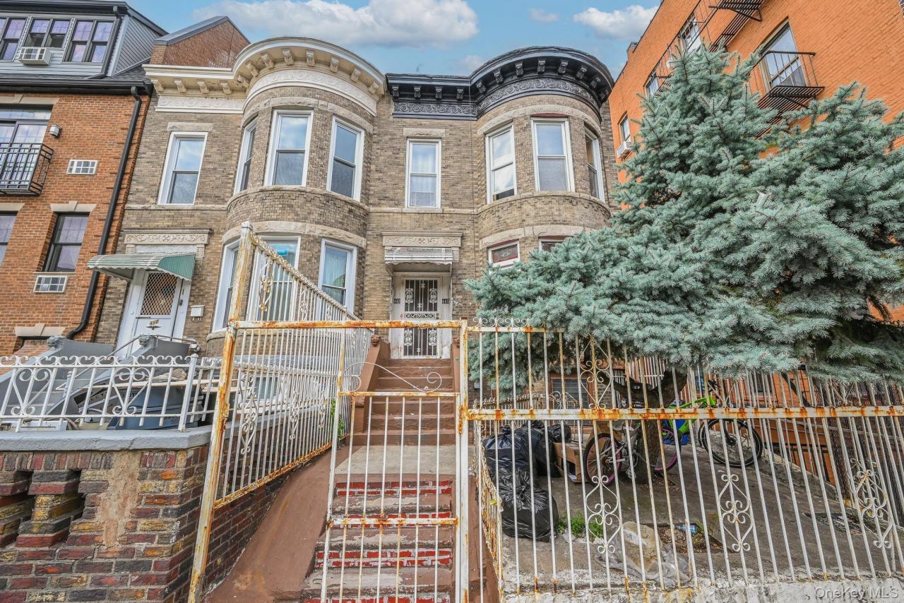 448 E 29th Street, Brooklyn, NY 11226 Main Photo