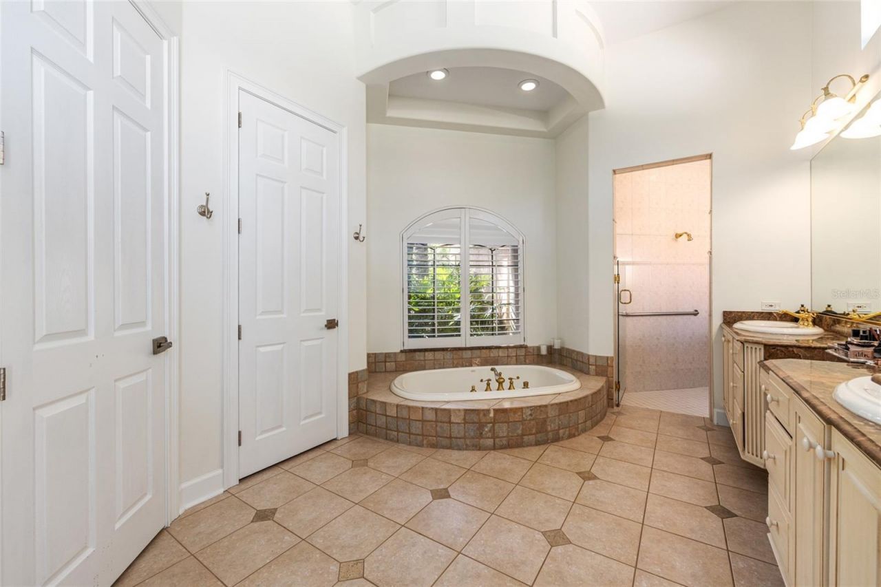 708 SE 44th Road, Ocala, FL 34480 Photo