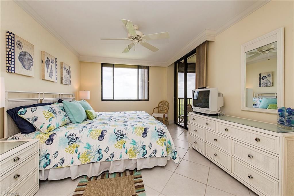 17 Bluebill Ave, Unit 1104, Naples, FL 34108 Photo