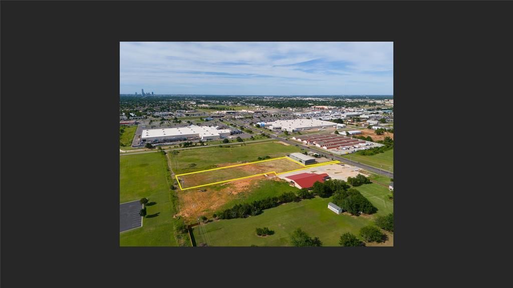 8015 S Santa Fe Avenue, Oklahoma City, OK 73139 Main Photo