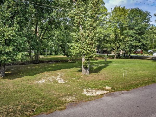 2913 Springhill Rd, Bryant, AR 72019