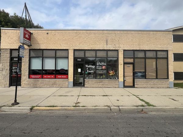 5858 W Irving Park Road, Chicago, IL 60634