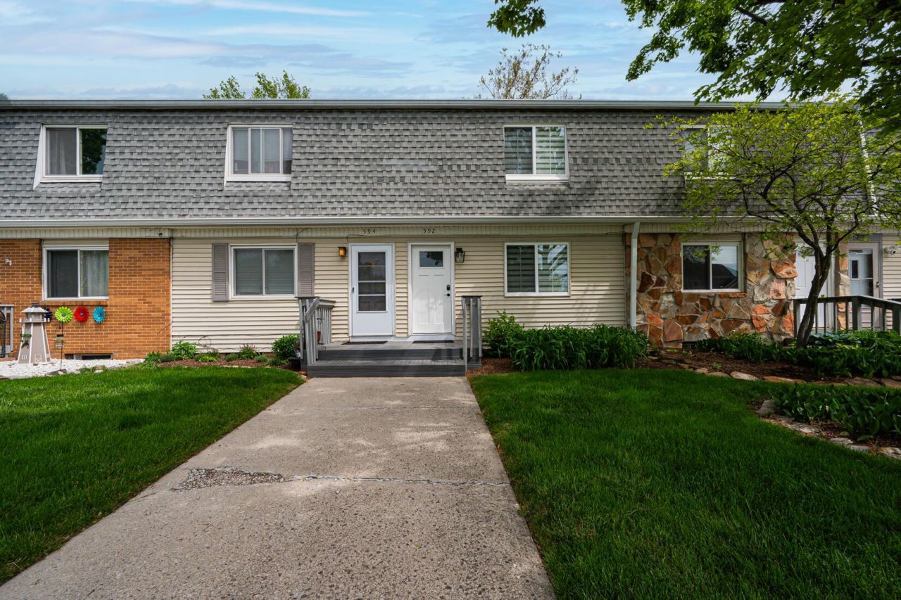 592 Willis Lane, Delaware, OH 43015 Main Photo