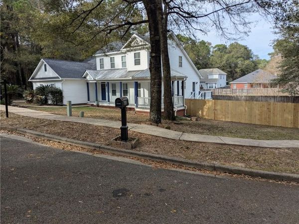 708 Monarch Drive W, Mobile, AL 36609