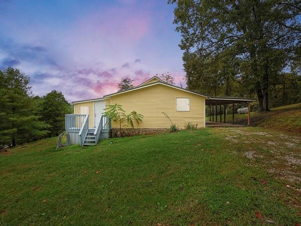 1573 Graham School Road, Gallipolis, OH 45631