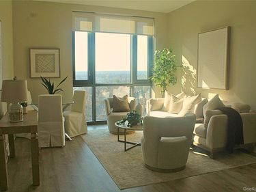 701 Ridge Hill Boulevard, Unit PHE, Yonkers, NY 10710