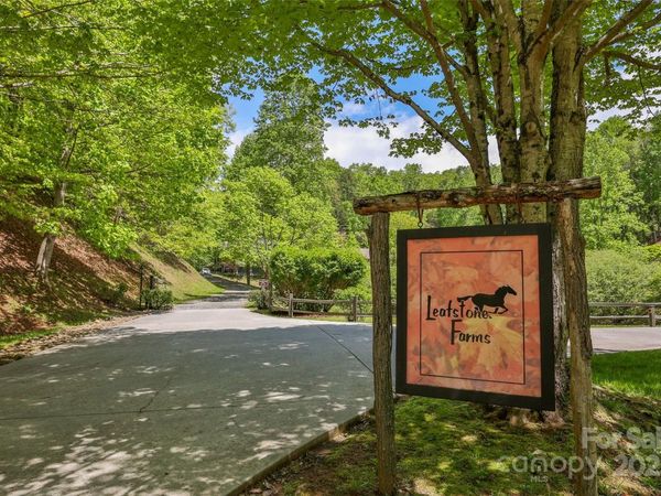 1283 Leafstone Circle, Sylva, NC 28779