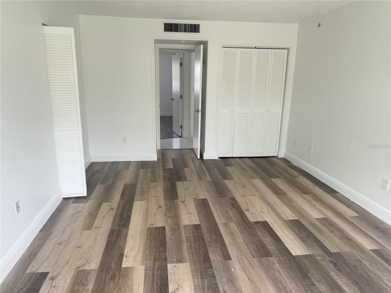 1601 NE 191st Street, Unit B205, Miami, FL 33179 Photo