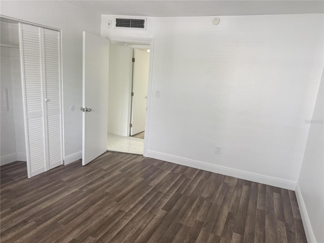 1601 NE 191st Street, Unit B205, Miami, FL 33179 Photo