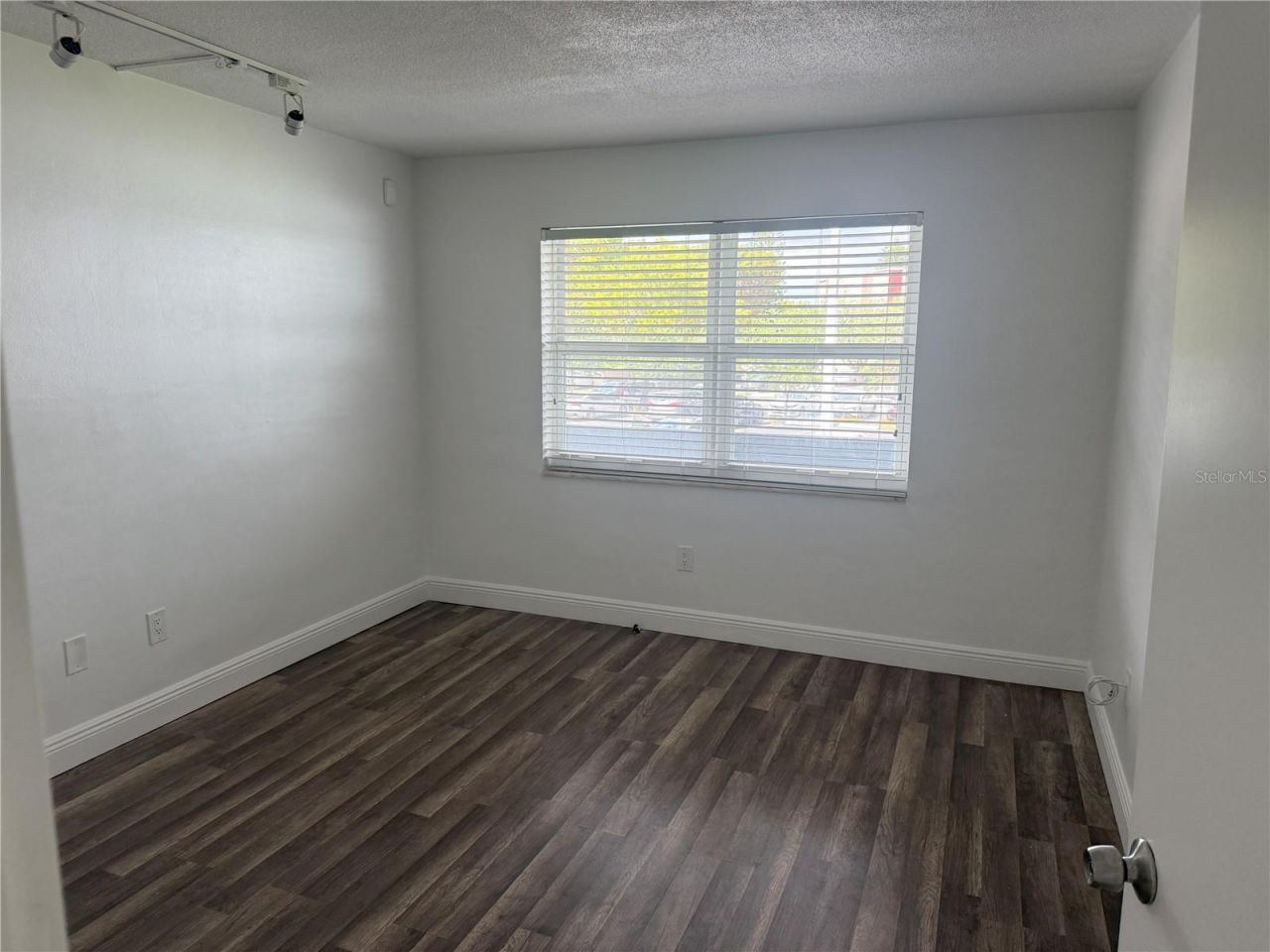 1601 NE 191st Street, Unit B205, Miami, FL 33179 Photo