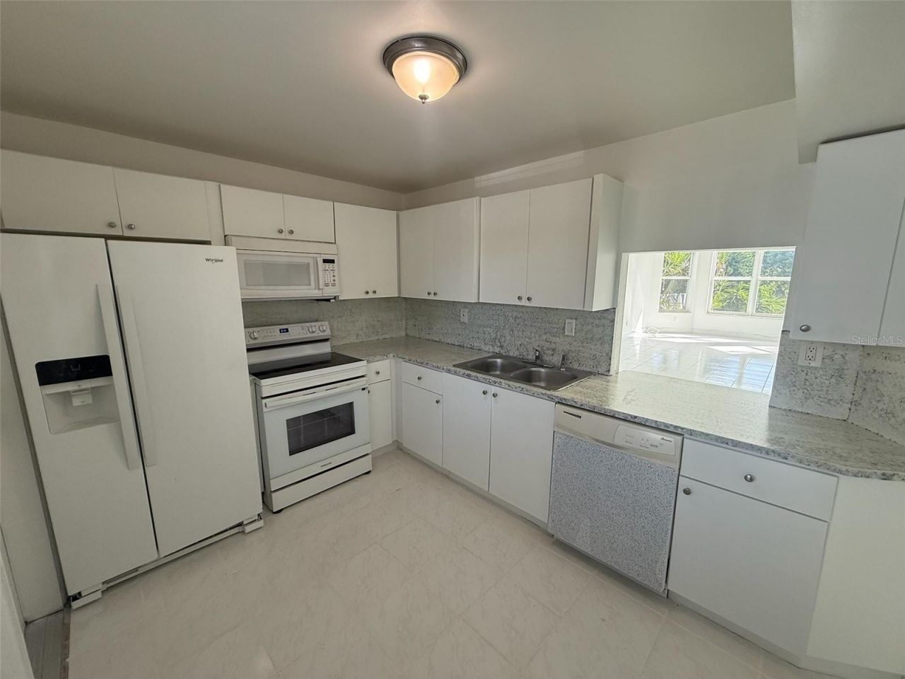 1601 NE 191st Street, Unit B205, Miami, FL 33179 Photo