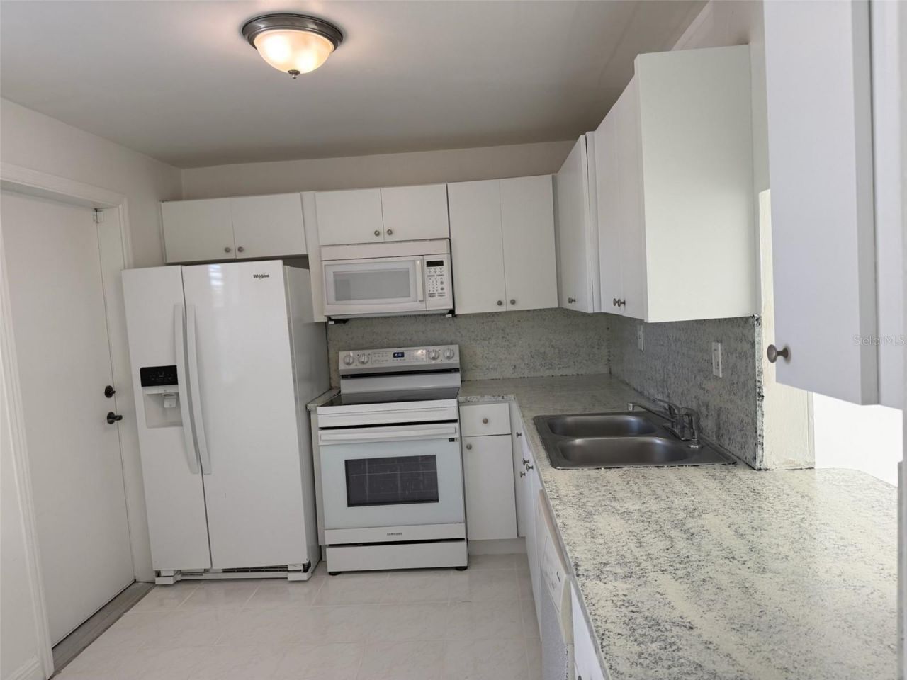 1601 NE 191st Street, Unit B205, Miami, FL 33179 Photo