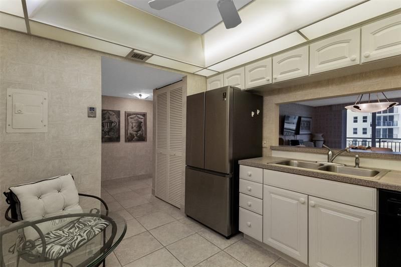 1147 Hillsboro Mile, Unit 307, Hillsboro Beach, FL 33062 Photo