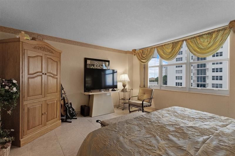 1147 Hillsboro Mile, Unit 307, Hillsboro Beach, FL 33062 Photo