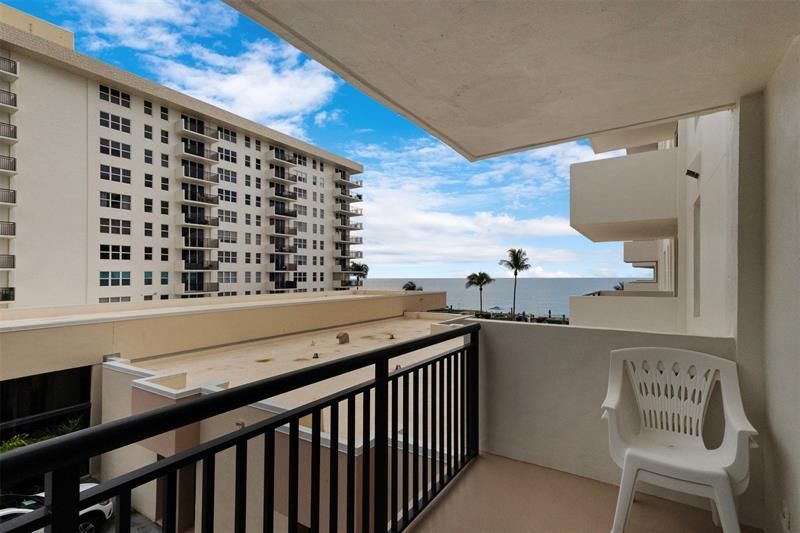 1147 Hillsboro Mile, Unit 307, Hillsboro Beach, FL 33062 Photo