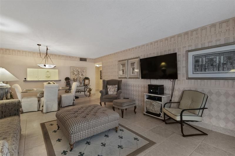 1147 Hillsboro Mile, Unit 307, Hillsboro Beach, FL 33062 Photo
