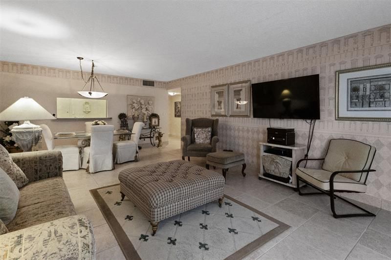 1147 Hillsboro Mile, Unit 307, Hillsboro Beach, FL 33062 Photo