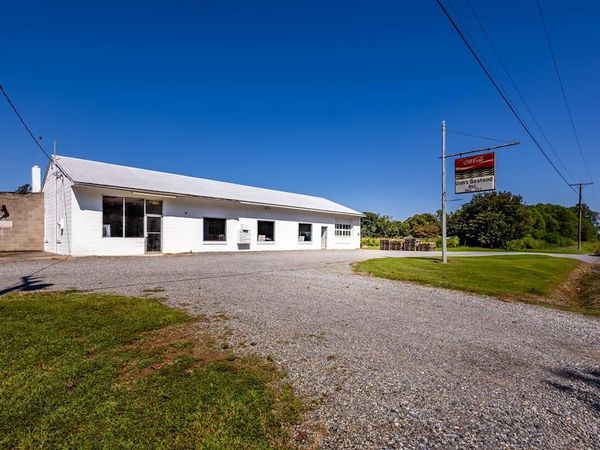 2699 Cople Hwy, MONTROSS, VA 22520