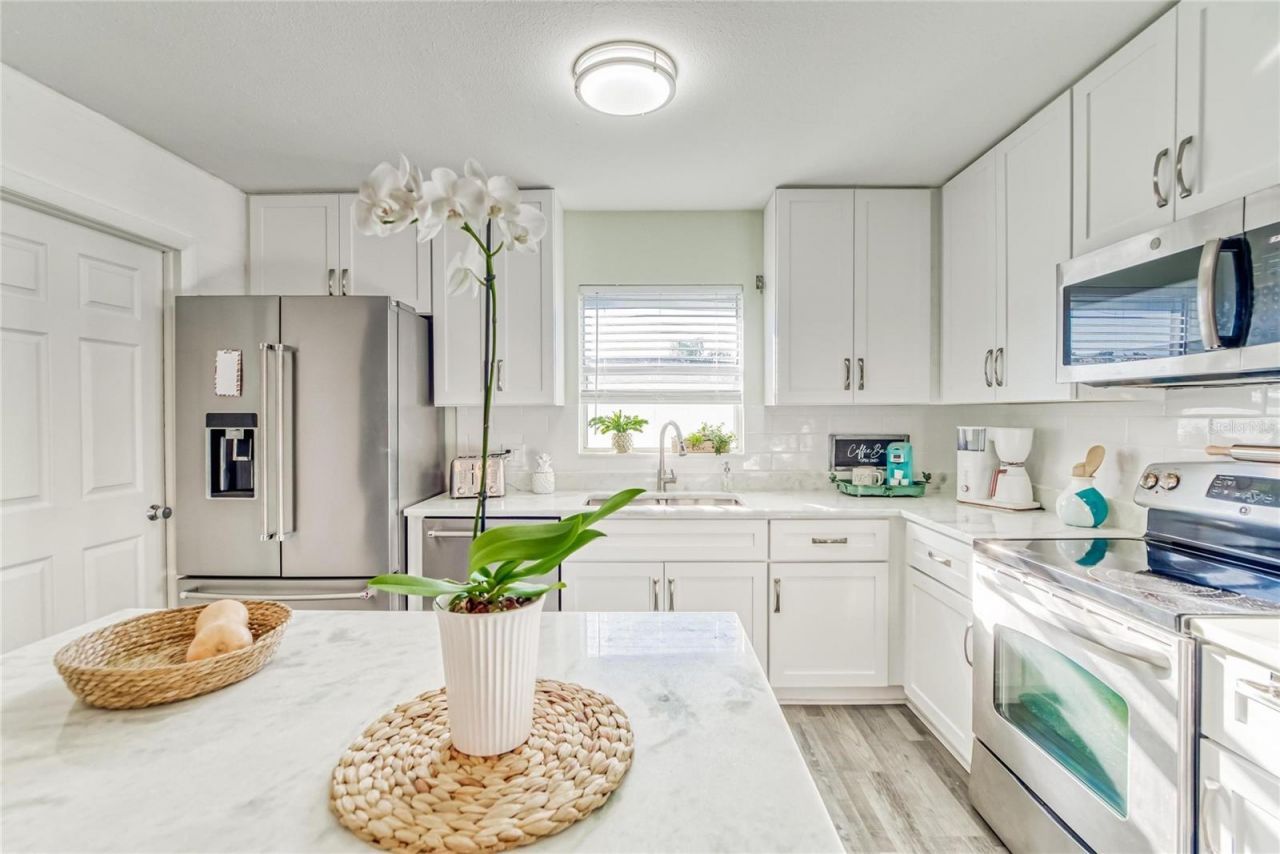 6004 Golf And Sea Boulevard, Apollo Beach, FL 33572 Photo