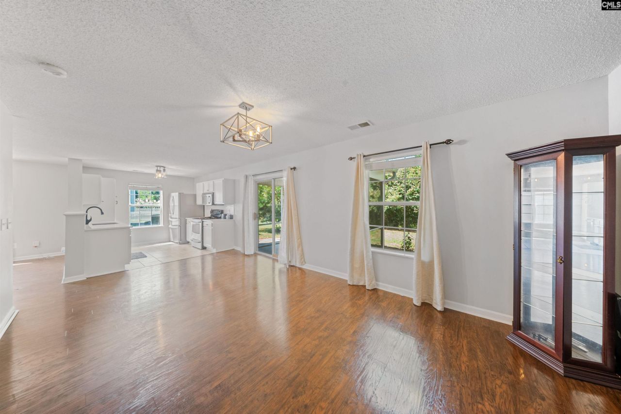 1981 Lake Carolina Drive Photo 9