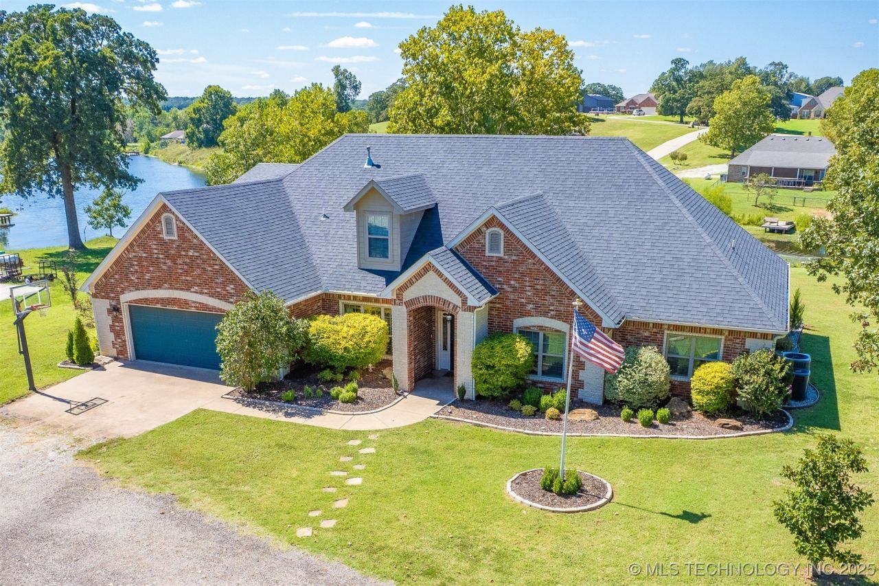429 Winter Rose Terrace, Ada, OK 74820 Main Photo