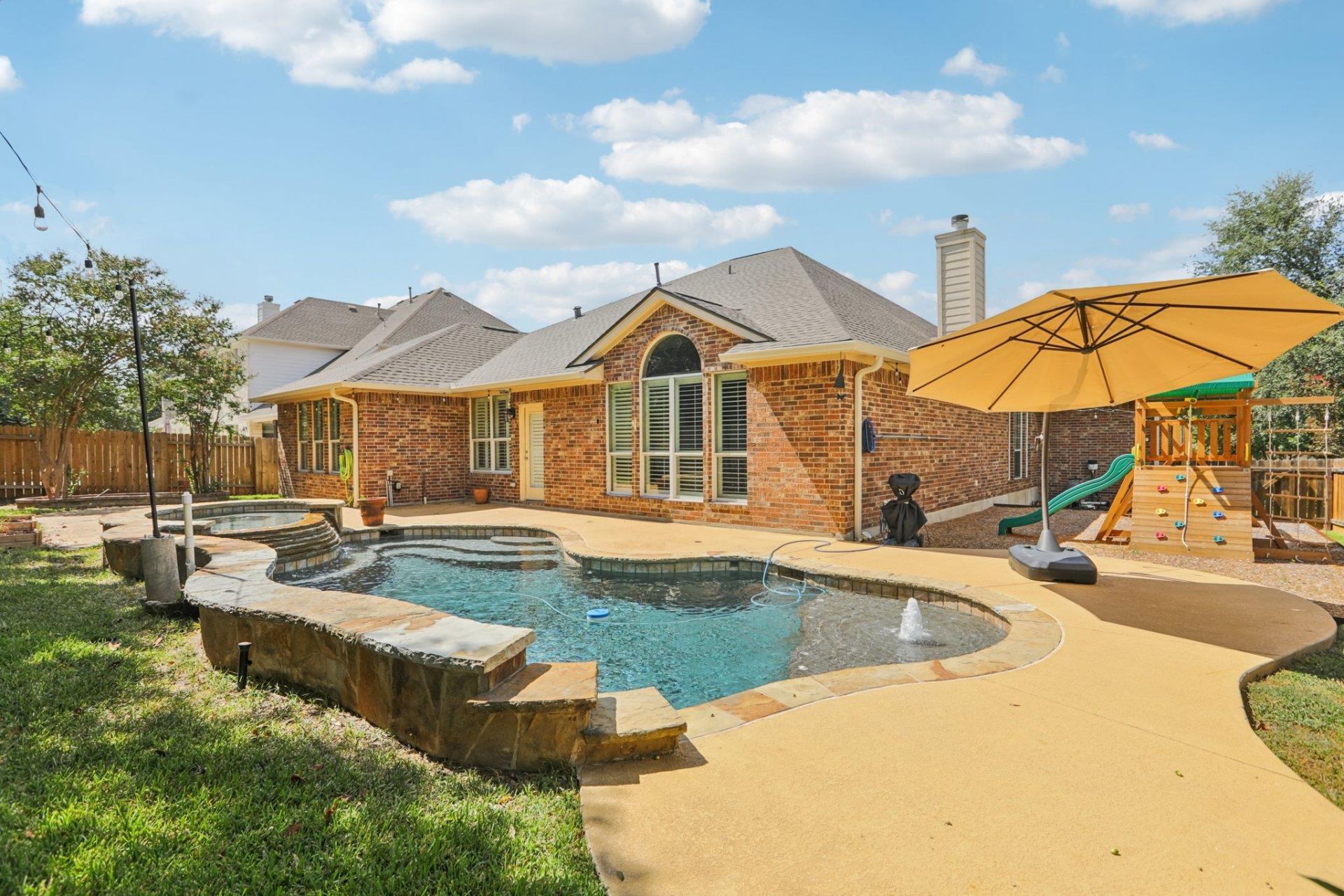 10525 Roy Butler Dr, Austin, TX 78717 Main Photo