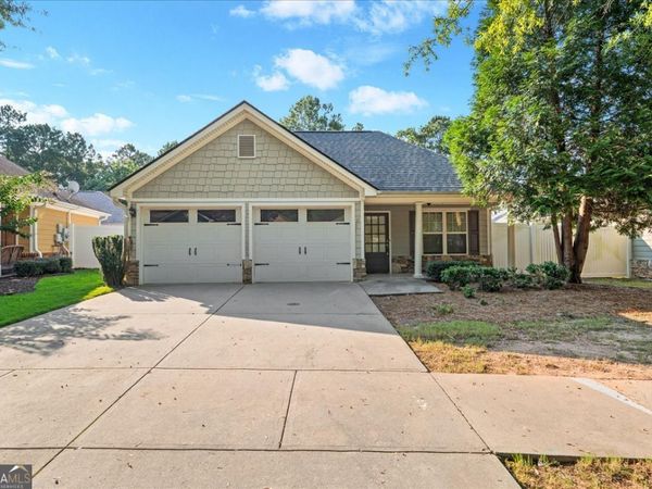 156 Cottage Club Drive, Locust Grove, GA 30248