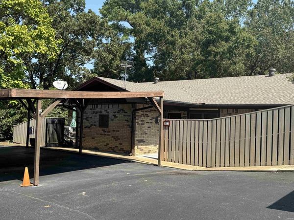 109 INDIAN HILLS Streets, Unit B11, Hot Springs, AR 71913