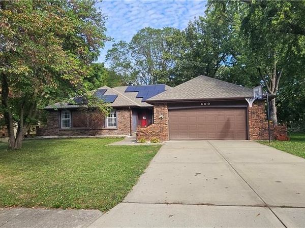 600 NW 66th Street, Kansas City, MO 64118