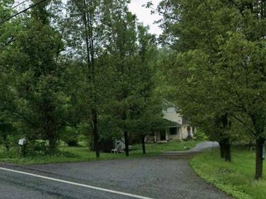 2131 WEISSTOWN ROAD, BOYERTOWN, PA 19512