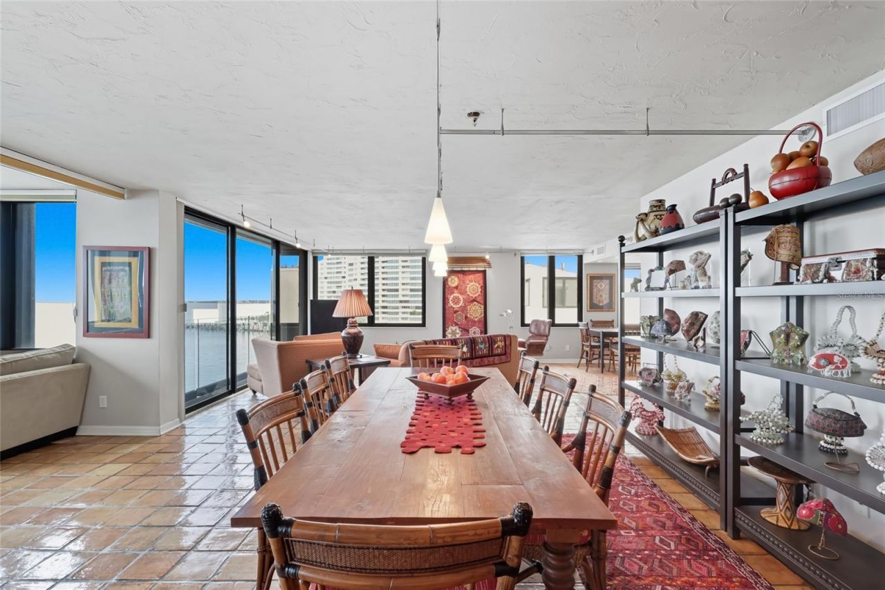 97 Sunset Drive, Unit 501, Sarasota, FL 34236 Photo