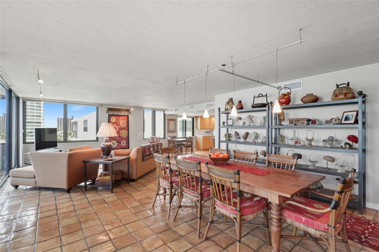 97 Sunset Drive, Unit 501, Sarasota, FL 34236 Photo