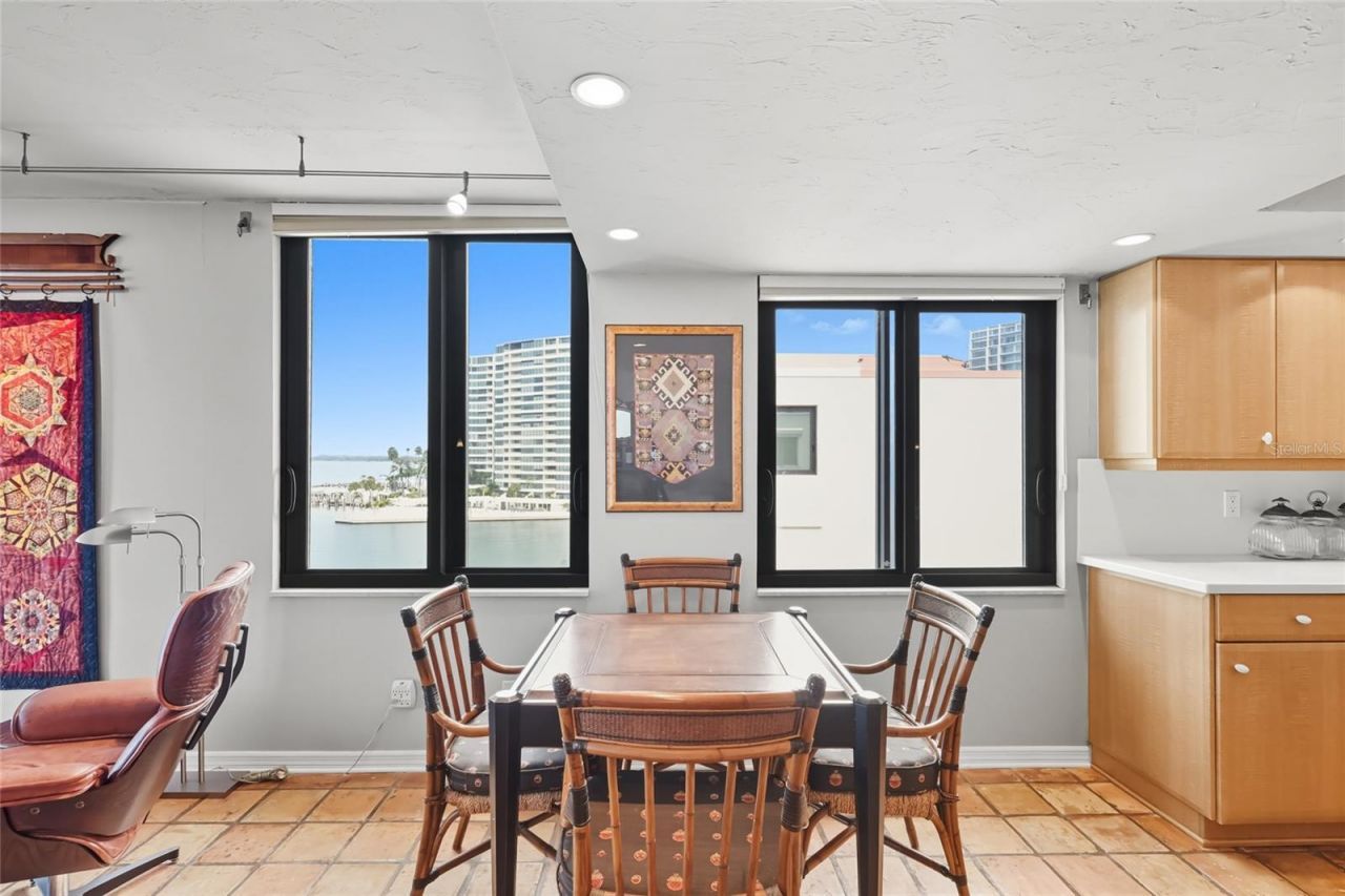 97 Sunset Drive, Unit 501, Sarasota, FL 34236 Photo