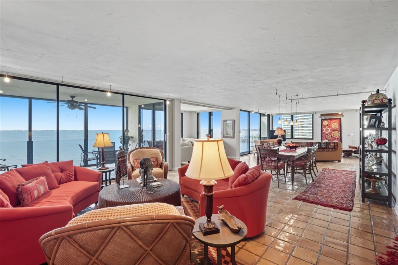 97 Sunset Drive, Unit 501, Sarasota, FL 34236 Photo
