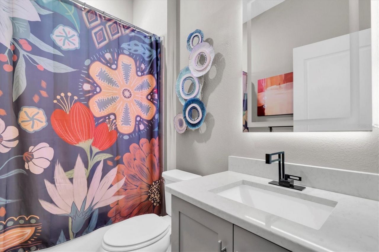 2516 W Curtis Street, Tampa, FL 33614 Photo