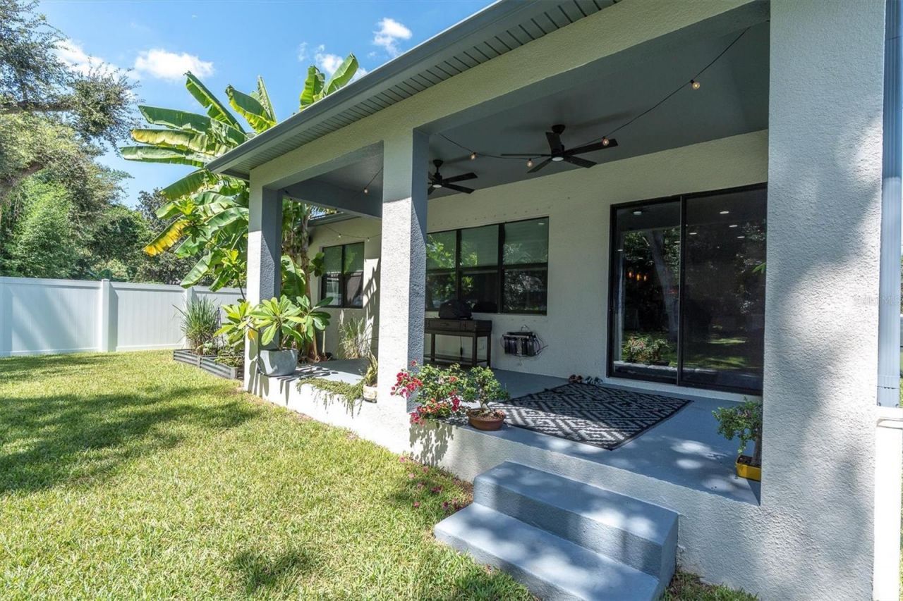 2516 W Curtis Street, Tampa, FL 33614 Photo