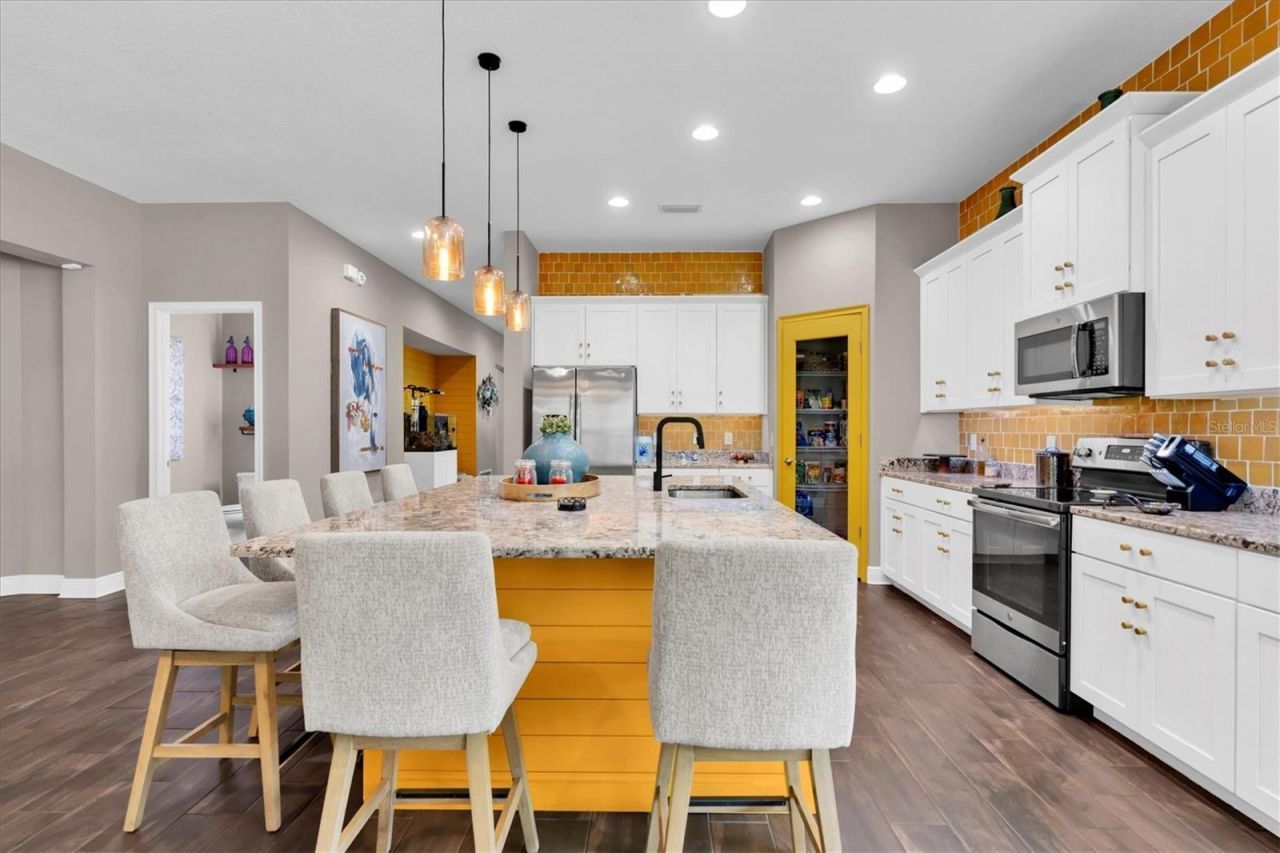 2516 W Curtis Street, Tampa, FL 33614 Photo